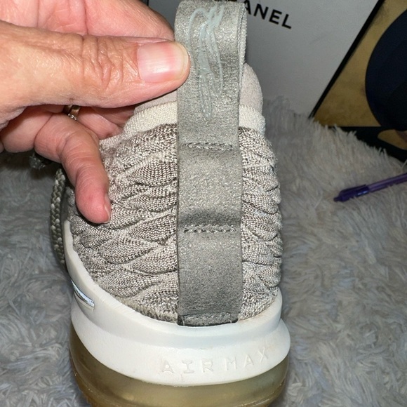 Nike LeBron XV 15 Low Light Bone Gray Basketball Sneakers AO1755-003 Men SZ 9 main image 13